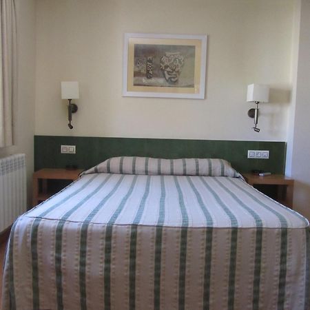 Hotel Galayos Hoyos del Espino Værelse billede