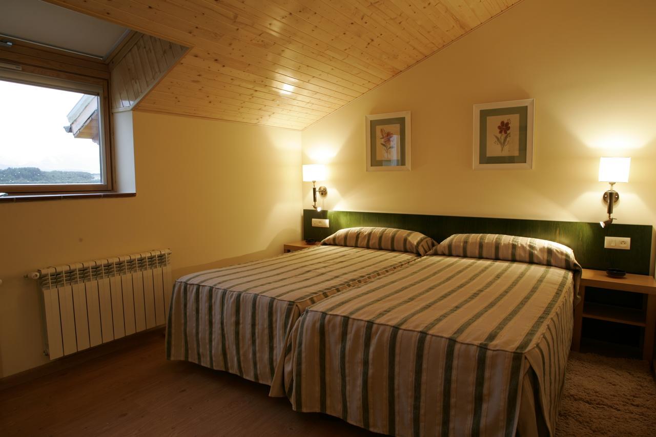 Hotel Galayos Hoyos del Espino Eksteriør billede