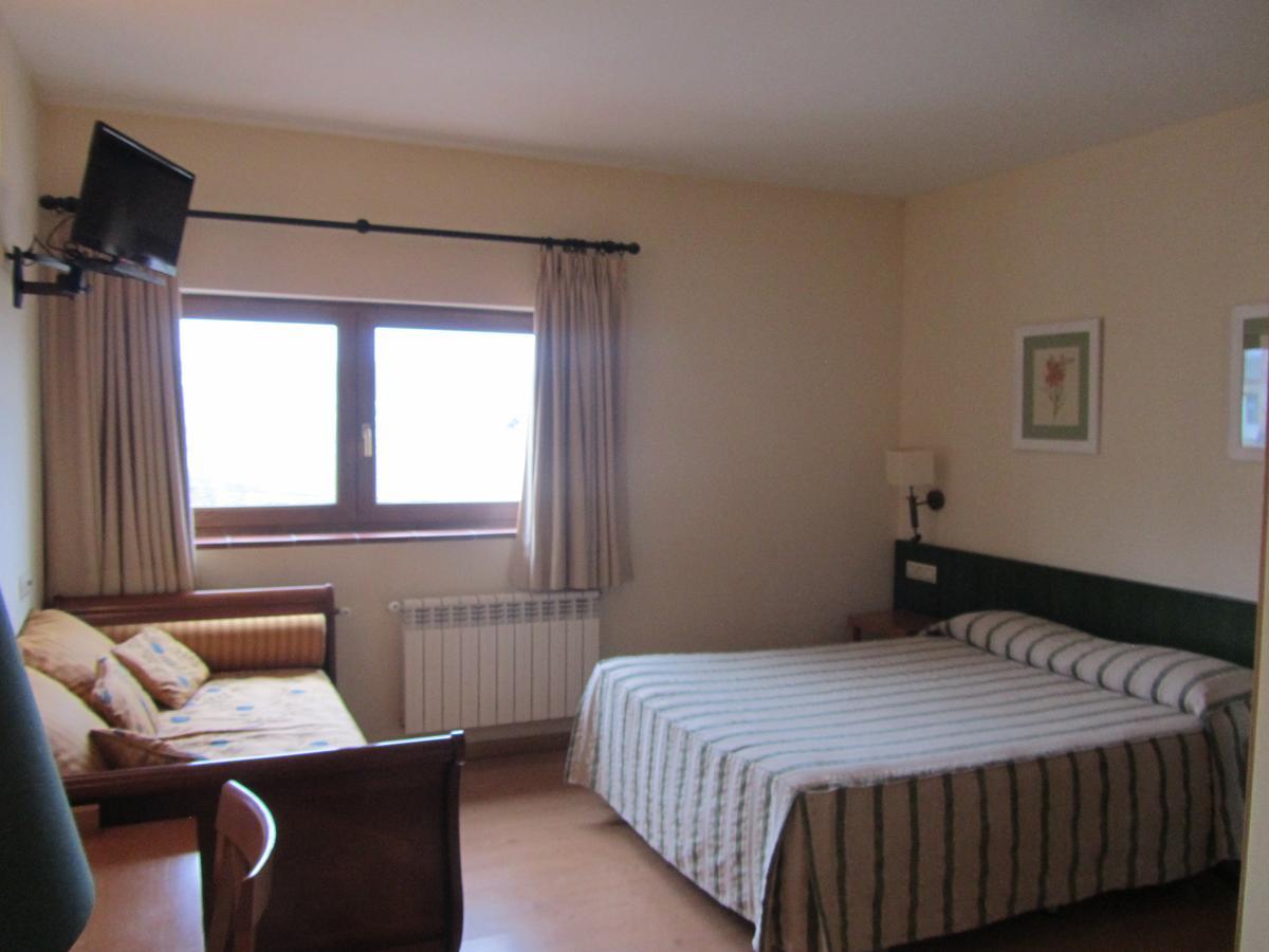 Hotel Galayos Hoyos del Espino Eksteriør billede