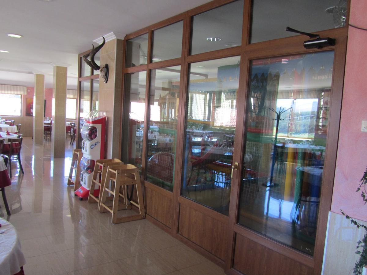 Hotel Galayos Hoyos del Espino Eksteriør billede